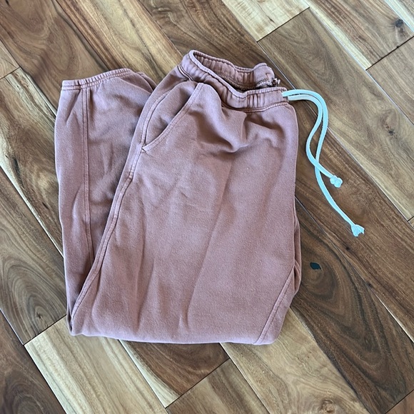 Aerie Boyfriend Jogger - Picture 2 of 4